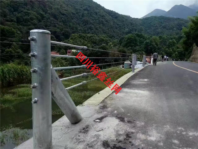 攬索護欄